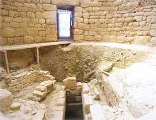 Tzanata, interior of the mycenean vaulted tomb (1350-1100 BC) TZANATA (Settlement) KEFALLONIA